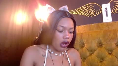 Crystal online show from March 7, 2025, 8:00 pm