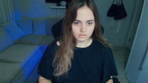 crystalemily online show from January 9, 2026, 8:21 pm