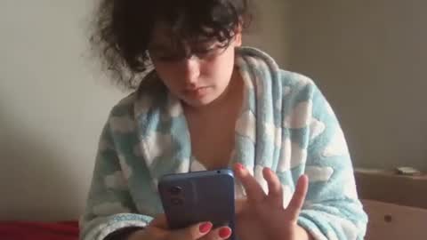 Snapshot of crystalhouse444 chatting on July 18, 2026, 4:11 pm crystalhouse444 online show from July 18, 2026, 4:11 pm