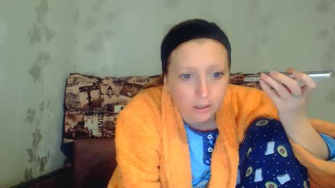 Snapshot of crystallangel chatting on January 15, 2026, 5:38 pm CrystallAngel online show from January 15, 2026, 5:38 pm