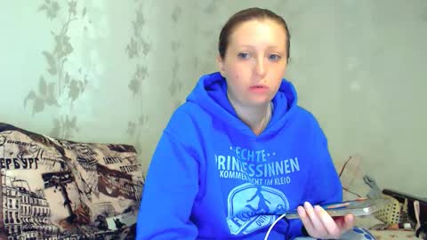 Snapshot of crystallangel chatting on February 8, 2026, 4:32 pm CrystallAngel online show from February 8, 2026, 4:32 pm