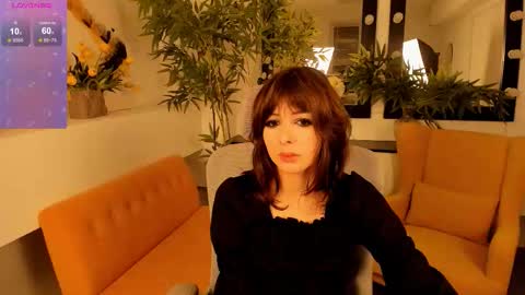 Snapshot of crystallbloom chatting on September 19, 2025, 1:29 am crystallbloom online show from September 19, 2025, 1:29 am