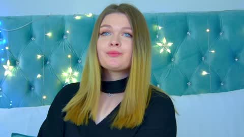 Snapshot of crystallyons chatting on December 28, 2024, 1:06 pm Crystal online show from December 28, 2024, 1:06 pm