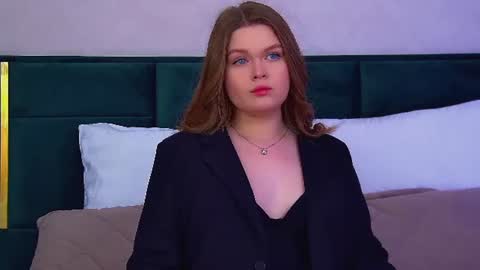 Crystal online show from June 28, 2026, 6:30 am