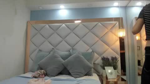 Crystal online show from June 28, 2026, 7:31 pm