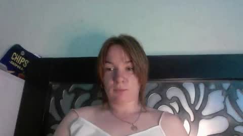 Snapshot of crystalvelvet chatting on May 27, 2026, 9:17 am crystalvelvet online show from May 27, 2026, 9:17 am