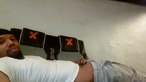 crystalxdic229 online show from June 15, 2026, 12:18 pm