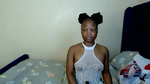 crystalxebony online show from March 14, 2026, 7:36 am