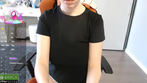 Lia online show from March 16, 2026, 2:50 am