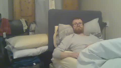 Snapshot of cs014g8493 chatting on November 21, 2025, 12:32 am chris online show from November 21, 2025, 12:32 am