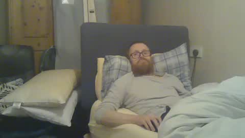 Snapshot of cs014g8493 chatting on January 8, 2026, 12:24 am chris online show from January 8, 2026, 12:24 am