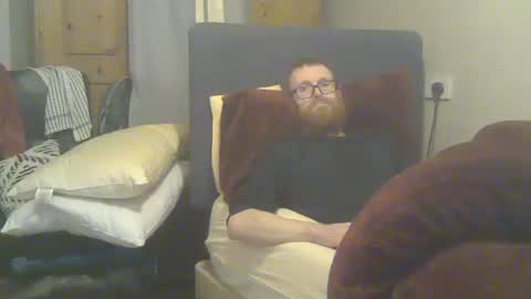 Snapshot of cs014g8493 chatting on February 10, 2026, 12:04 am chris online show from February 10, 2026, 12:04 am