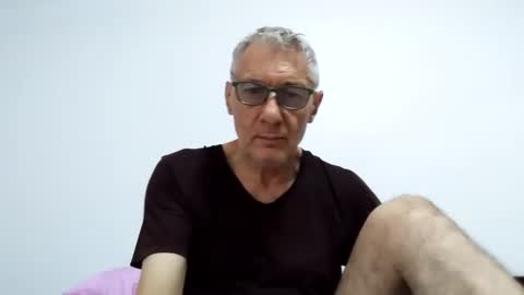 Snapshot of cucaio18 chatting on May 17, 2026, 12:30 am BIG UNCUT HARD COCK online show from May 17, 2026, 12:30 am