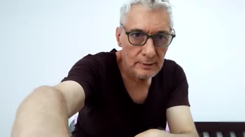 Snapshot of cucaio18 chatting on May 27, 2026, 1:57 am BIG UNCUT HARD COCK online show from May 27, 2026, 1:57 am