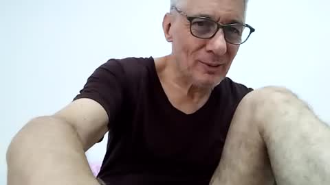 Snapshot of cucaio18 chatting on June 12, 2026, 1:48 am BIG UNCUT HARD COCK online show from June 12, 2026, 1:48 am