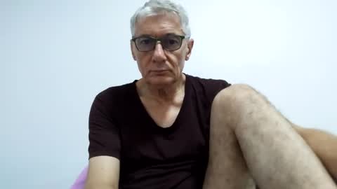 Snapshot of cucaio18 chatting on June 15, 2026, 12:13 am BIG UNCUT HARD COCK online show from June 15, 2026, 12:13 am