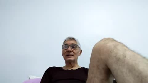 Snapshot of cucaio18 chatting on June 18, 2026, 1:06 am BIG UNCUT HARD COCK online show from June 18, 2026, 1:06 am