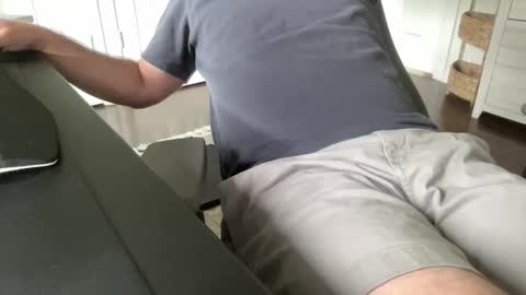 cuckgriff23 online show from June 8, 2026, 5:13 pm