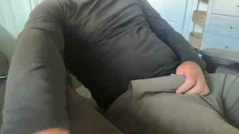 cuckgriff23 online show from June 16, 2026, 1:47 pm