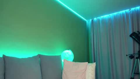 Alexia online show from January 12, 2025, 2:19 pm