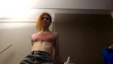 cuddleavenue online show from September 17, 2025, 12:23 am