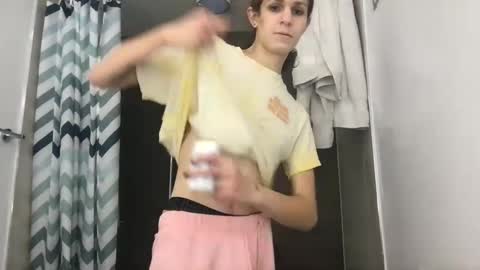 cuddleavenue online show from September 26, 2025, 1:20 am