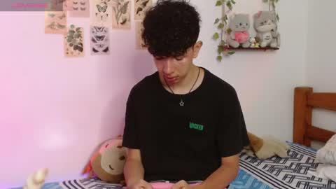 Cuddly online show from April 30, 2026, 5:47 am