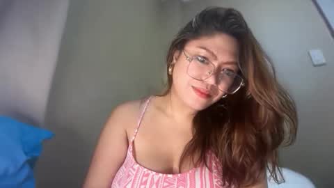 im KIM new girl to spoil online show from May 3, 2026, 7:53 pm