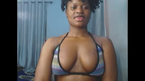 Snapshot of cum_ebony_petitxx chatting on May 9, 2026, 6:40 am cath online show from May 9, 2026, 6:40 am