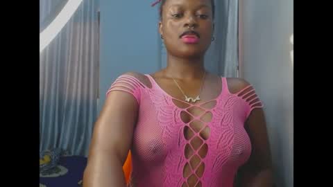 Snapshot of cum_ebony_petitxx chatting on May 27, 2026, 6:43 am cath online show from May 27, 2026, 6:43 am