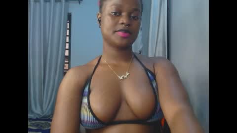 Snapshot of cum_ebony_petitxx chatting on May 28, 2026, 6:32 am cath online show from May 28, 2026, 6:32 am