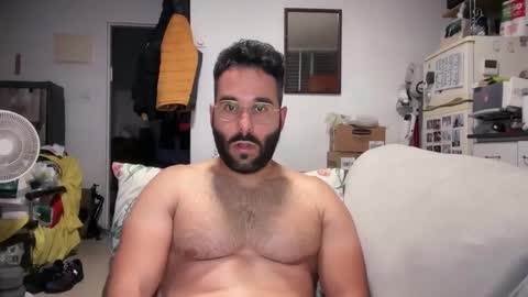 Snapshot of cuman15 chatting on April 15, 2026, 11:05 pm Cuman online show from April 15, 2026, 11:05 pm