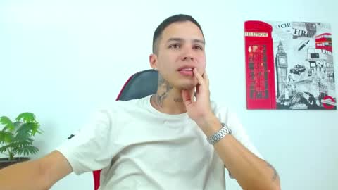 cumandres online show from April 30, 2026, 3:18 pm