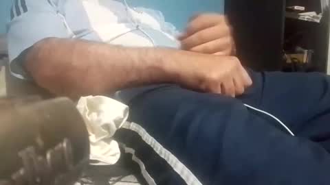 Snapshot of cumbian_chero chatting on October 12, 2025, 12:15 pm cumbian_chero online show from October 12, 2025, 12:15 pm