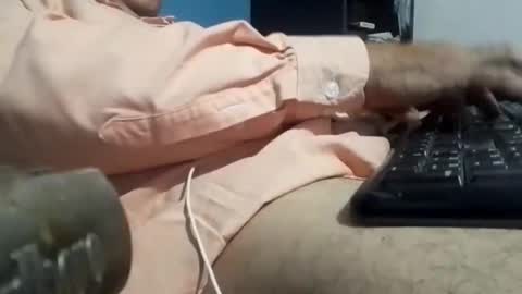 Snapshot of cumbian_chero chatting on November 19, 2025, 5:29 am cumbian_chero online show from November 19, 2025, 5:29 am