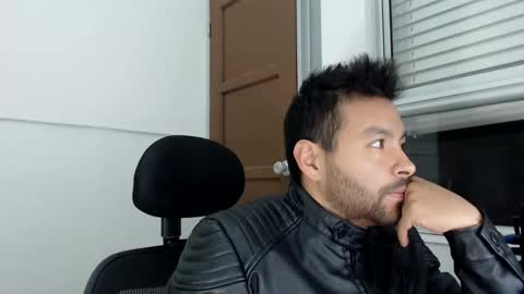 Snapshot of cumcamok chatting on May 10, 2026, 9:53 pm cumcamok online show from May 10, 2026, 9:53 pm