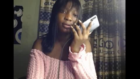 Snapshot of cumebony_petit chatting on October 5, 2025, 8:07 pm cumebony_petit online show from October 5, 2025, 8:07 pm
