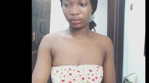 Snapshot of cumebony_petit chatting on May 22, 2026, 7:48 am cumebony_petit online show from May 22, 2026, 7:48 am