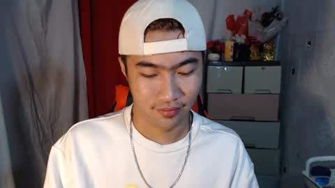 Snapshot of cumhavefun25 chatting on November 10, 2025, 1:59 am ask me online show from November 10, 2025, 1:59 am