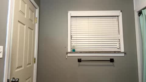 ConCon online show from November 27, 2025, 4:36 am