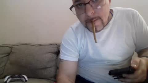 Snapshot of cummachine2022 chatting on March 7, 2025, 1:53 am cummachine2022 online show from March 7, 2025, 1:53 am