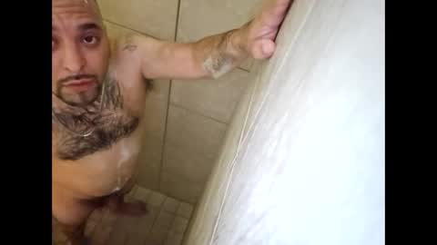 Snapshot of cummachine2022 chatting on October 3, 2025, 8:22 am cummachine2022 online show from October 3, 2025, 8:22 am