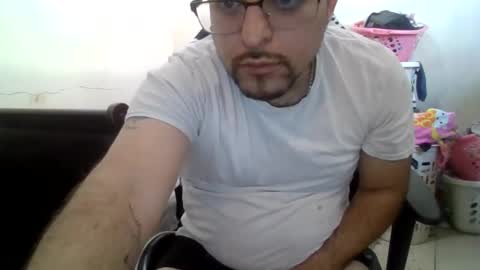 Snapshot of cummachine2022 chatting on October 5, 2025, 9:24 pm cummachine2022 online show from October 5, 2025, 9:24 pm