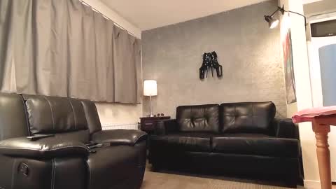 Snapshot of cummichael87 chatting on December 28, 2024, 6:50 pm MichellCock online show from December 28, 2024, 6:50 pm