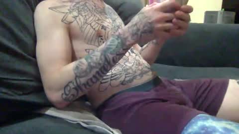 Snapshot of cumonover420 chatting on March 4, 2025, 2:17 am cumonover420 online show from March 4, 2025, 2:17 am