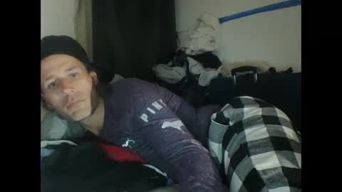 cumslutboi27 online show from January 18, 2025, 2:47 am