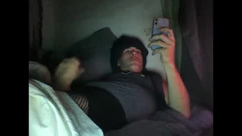 cumslutboi27 online show from January 24, 2025, 8:23 am