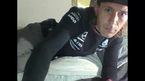 cumslutboi27 online show from January 24, 2025, 6:04 pm