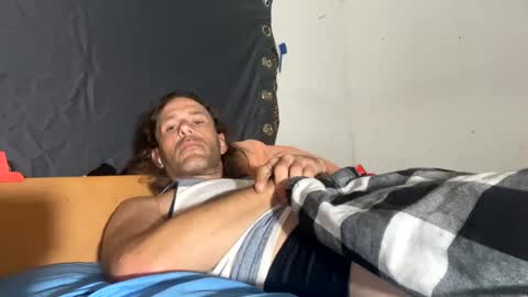 cumslutboi27 online show from February 16, 2025, 5:04 pm