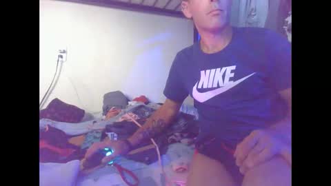 cumslutboi27 online show from October 22, 2025, 6:24 am